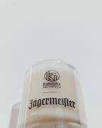 Jägermeister gyertya felülnézetből, függőlegesen