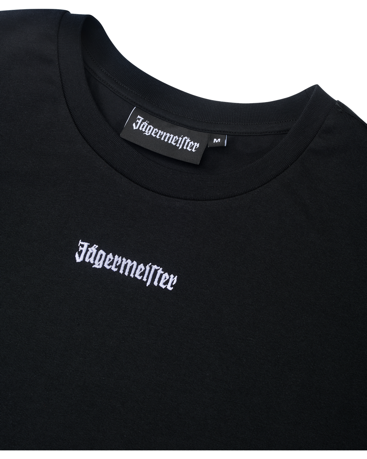 Fekete cropped tee Jägermeister logóval.