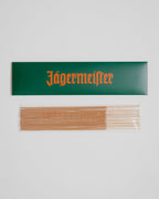 Jägermeister márkacsomagolás füstölőpálcikákkal 