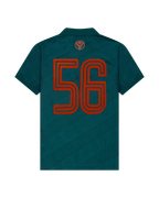 Zöld Jägermeister mez narancssárga '56'-tal a hátoldalán.