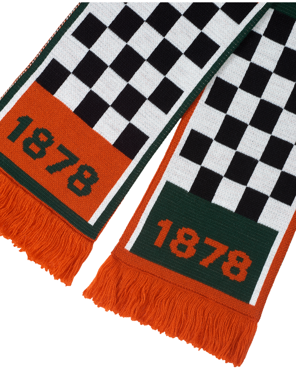 Jägermeister Racing sál kockás mintával és „1878” felirattal.
