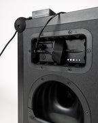 Fekete Soundboks hangszóró hátulról